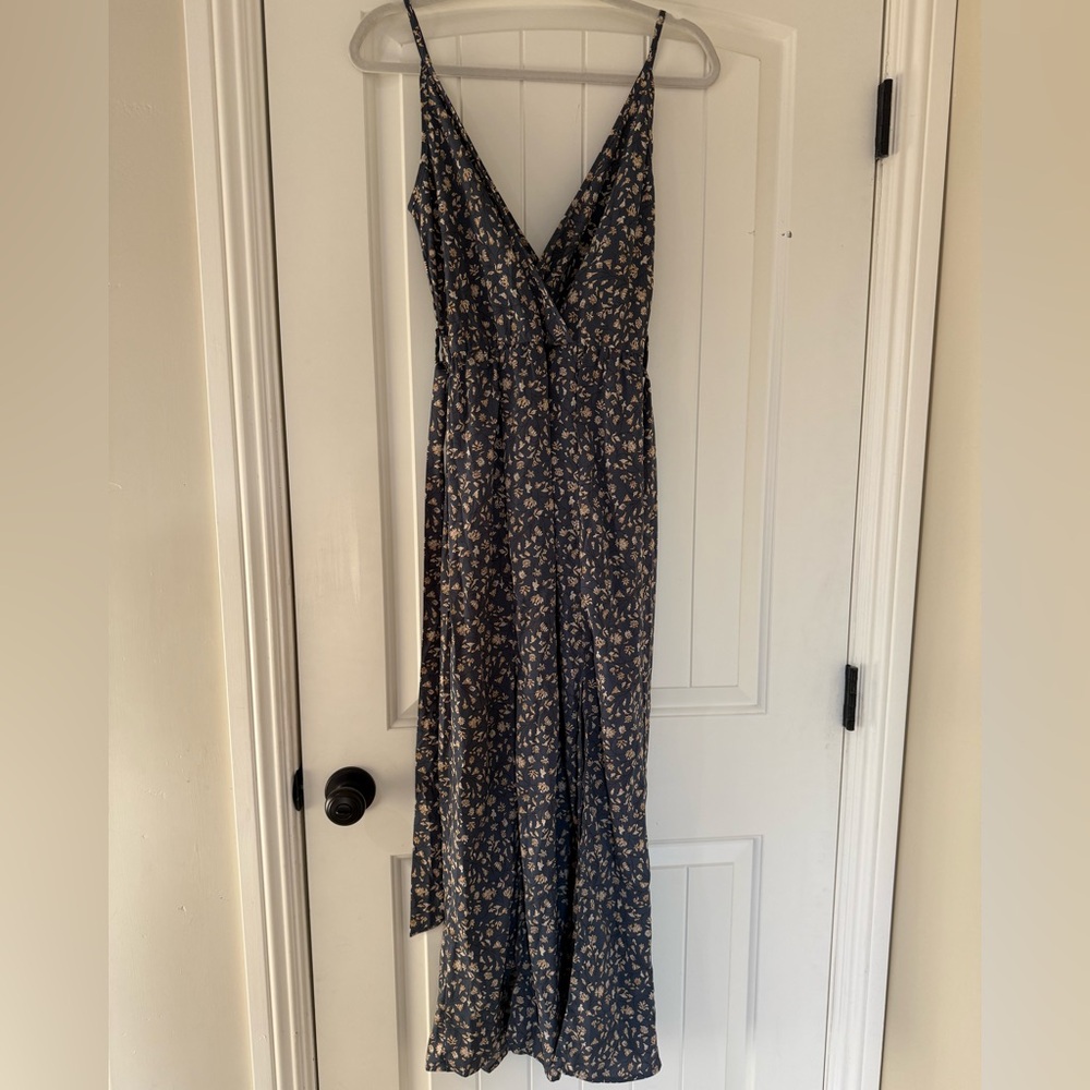 Floral V-Neck Maxi Dress